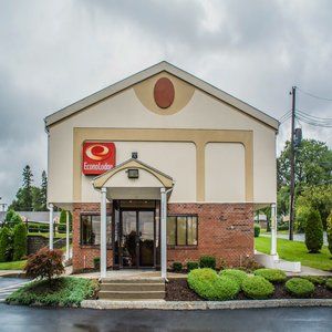 Econo I-90 Lodge *